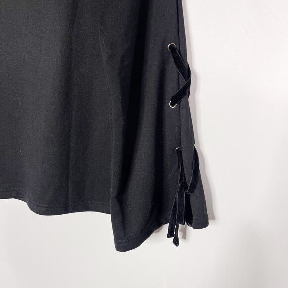 Hem & Thread Medium M Black Lace Up Sleeve Pullover Sweatshirt Crew Neck - Picture 5 of 8